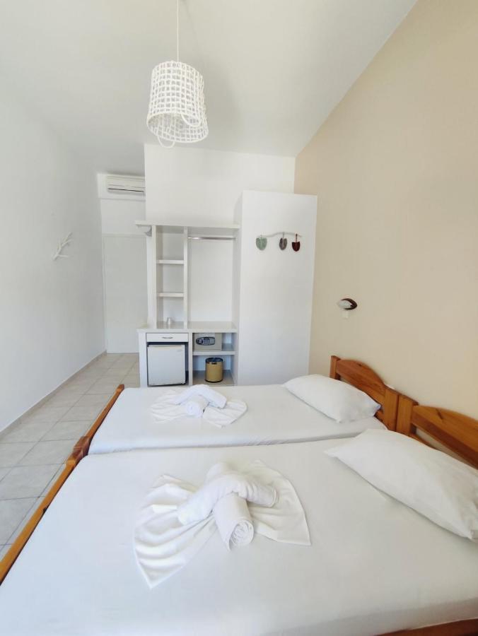 Hotel Aegeon Милопотас Екстериор снимка